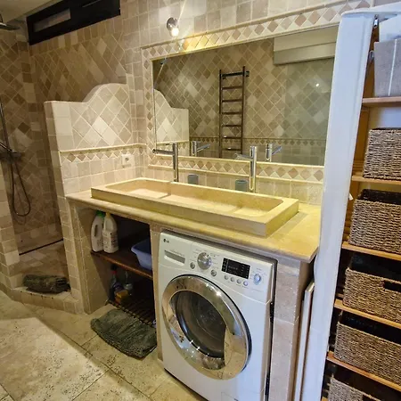 Climatise 2 Pieces Avec Vue : 4 Pers, Piscine, Parking - Fr-1-780-38