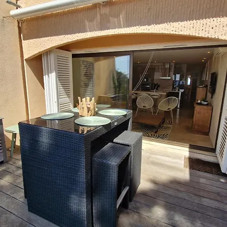 Climatise 2 Pieces Avec Vue : 4 Pers, Piscine, Parking - Fr-1-780-38